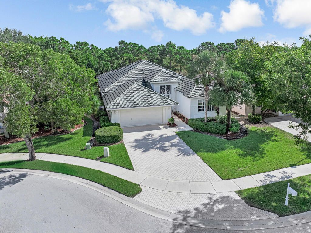 9152 Bay Harbour Circle, West Palm Beach, FL 33411 Photo