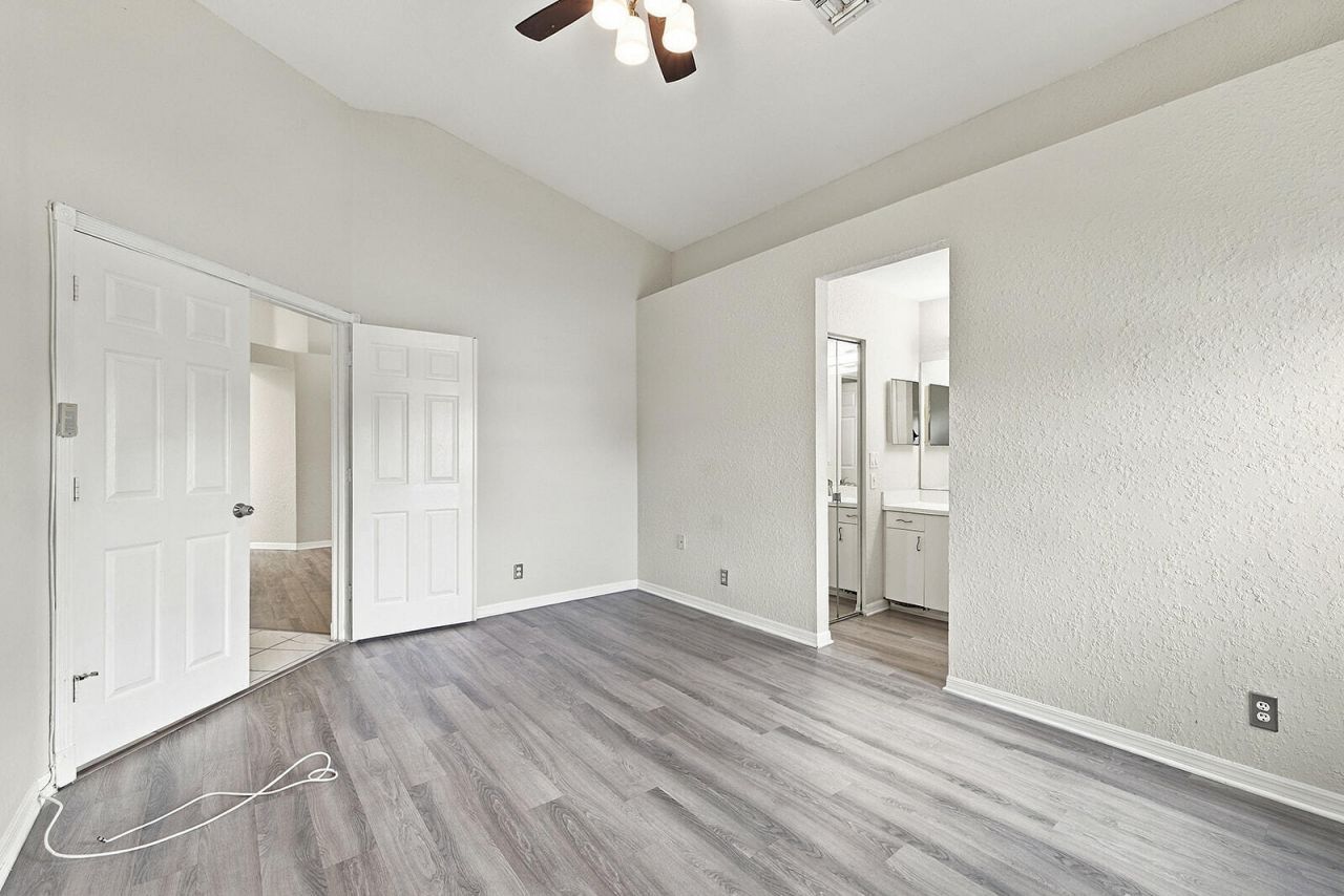 10627 NW 7th Street, Pembroke Pines, FL 33026 Photo