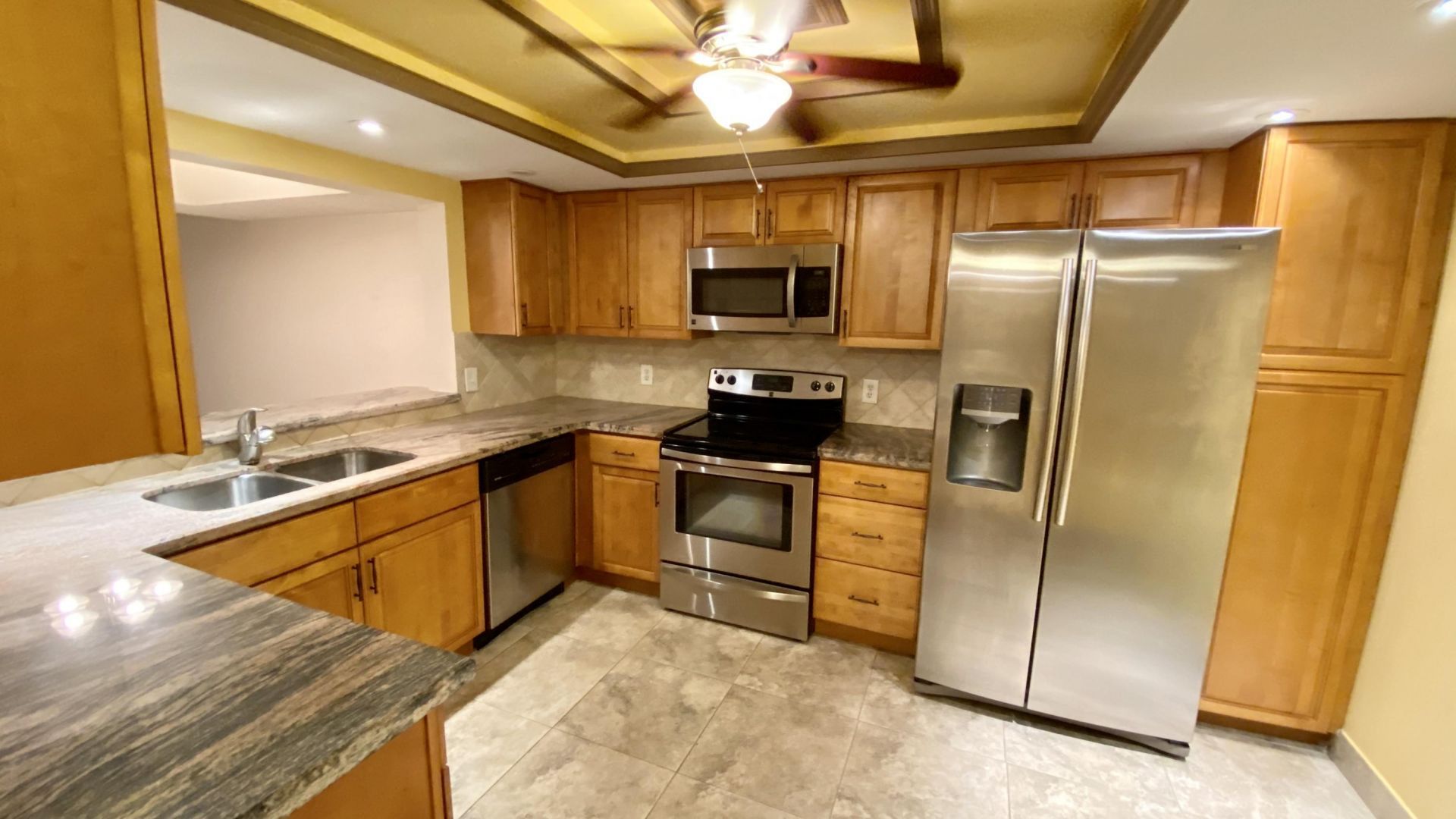 7030 Half Moon Circle, Unit 216, Hypoluxo, FL 33462 Photo