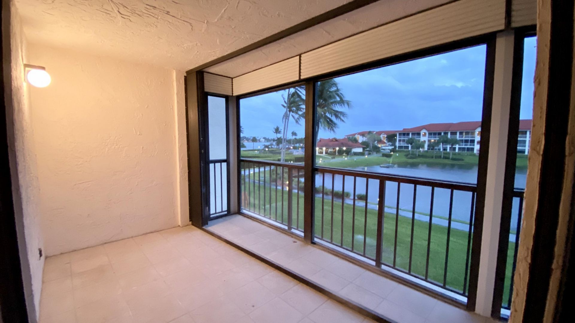 7030 Half Moon Circle, Unit 216, Hypoluxo, FL 33462 Photo