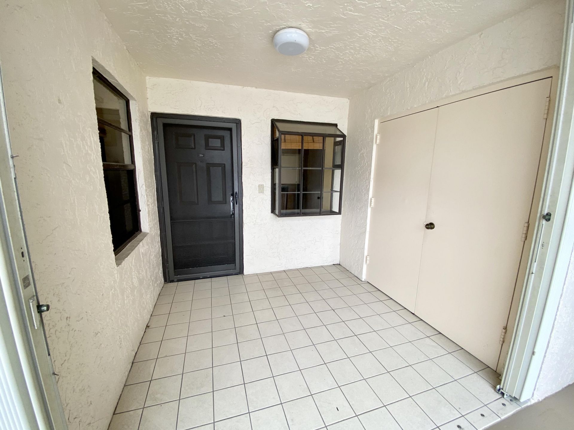 7030 Half Moon Circle, Unit 216, Hypoluxo, FL 33462 Photo