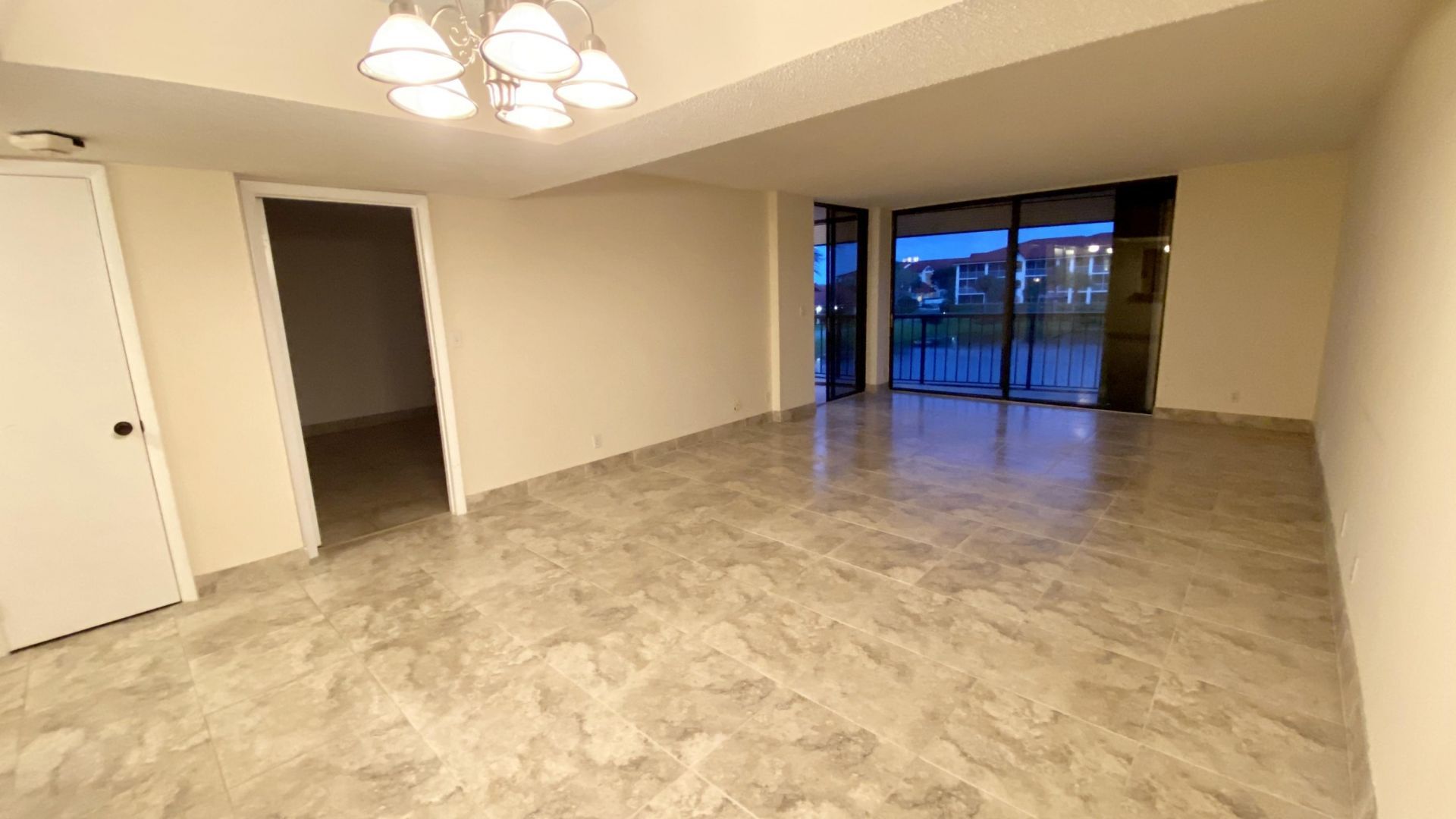 7030 Half Moon Circle, Unit 216, Hypoluxo, FL 33462 Photo