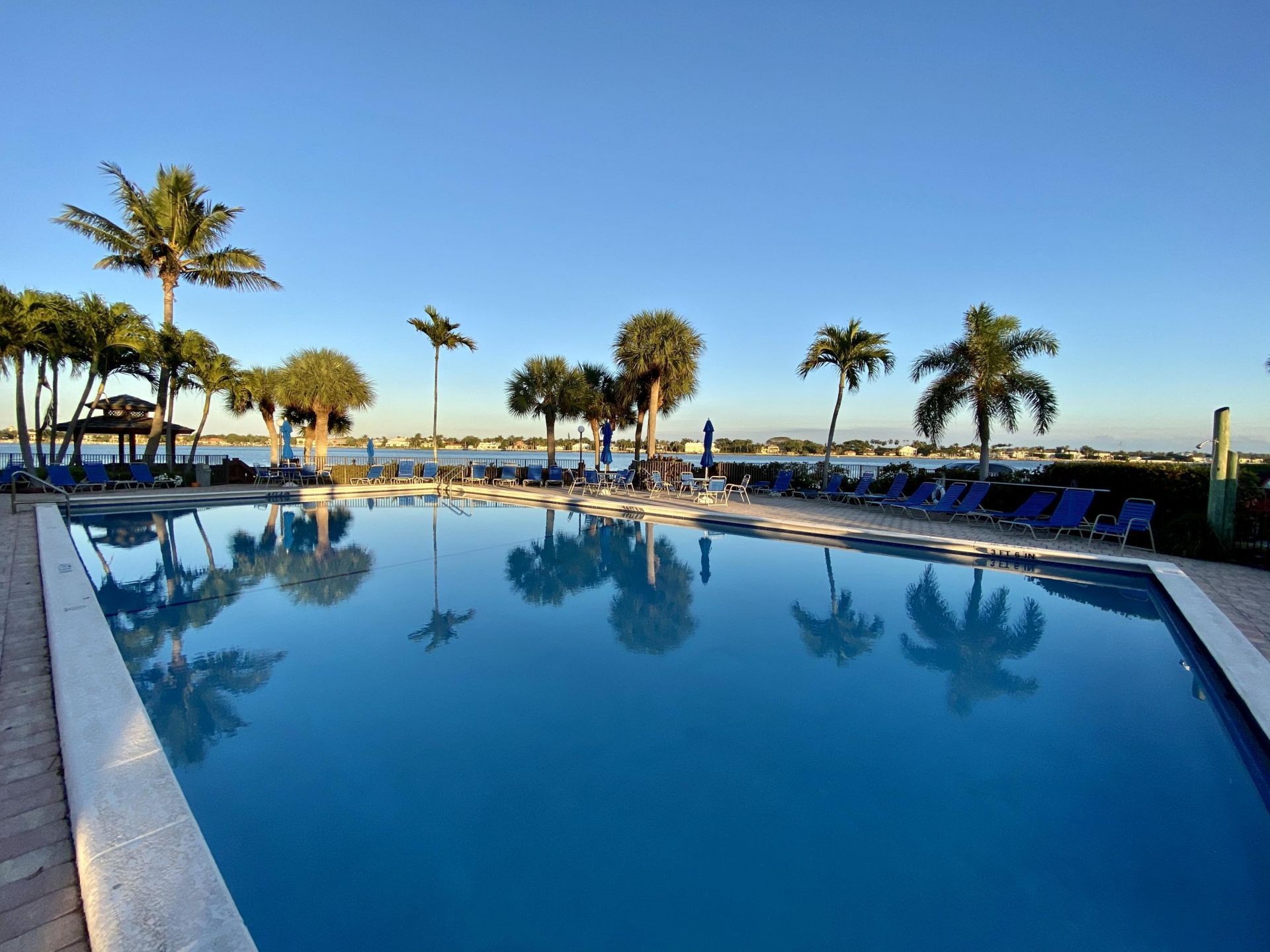 7030 Half Moon Circle, Unit 216, Hypoluxo, FL 33462 Photo