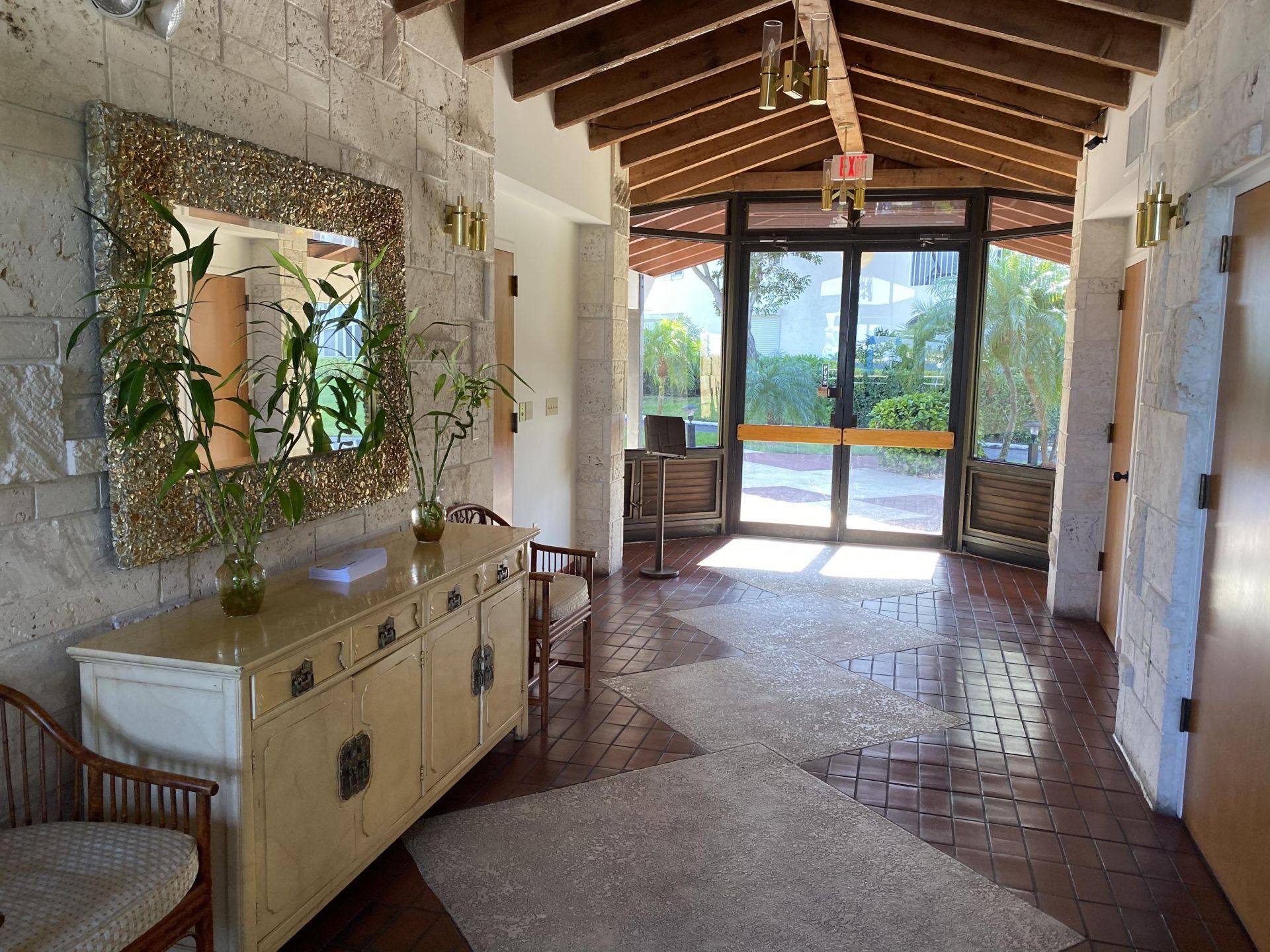 7030 Half Moon Circle, Unit 216, Hypoluxo, FL 33462 Photo