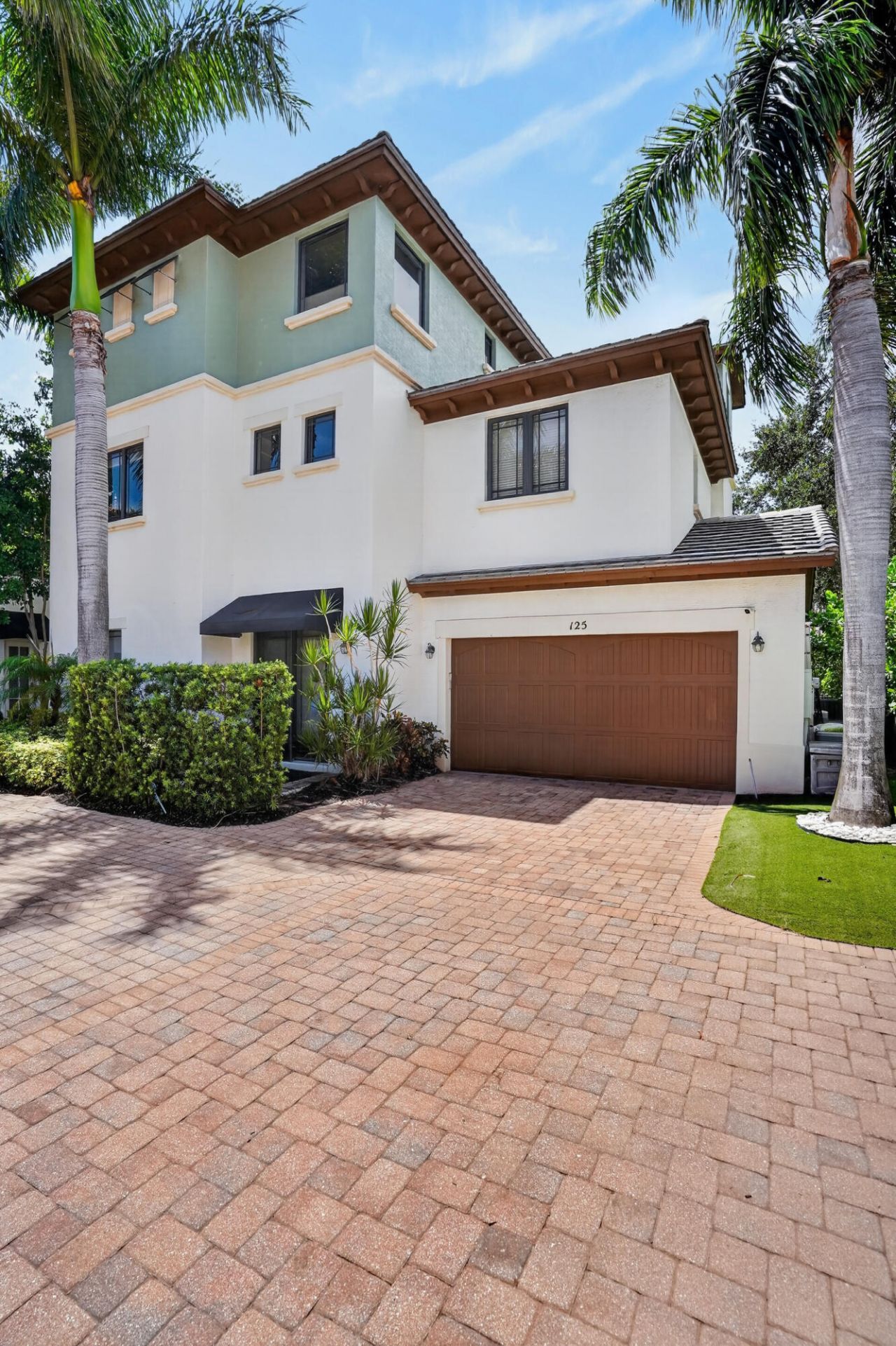 125 NW Gardener Street, Boca Raton, FL 33432 Photo