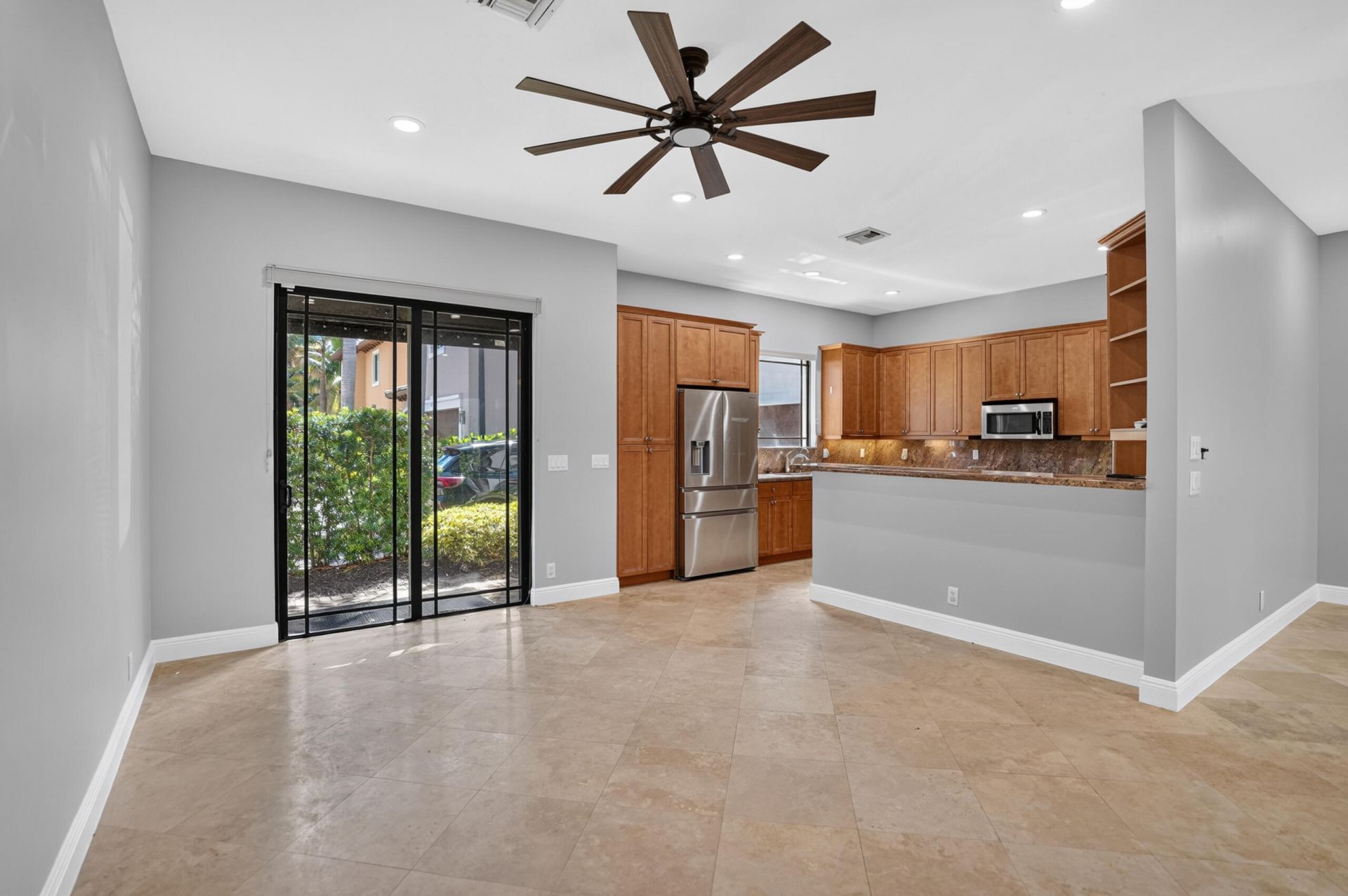 125 NW Gardener Street, Boca Raton, FL 33432 Photo