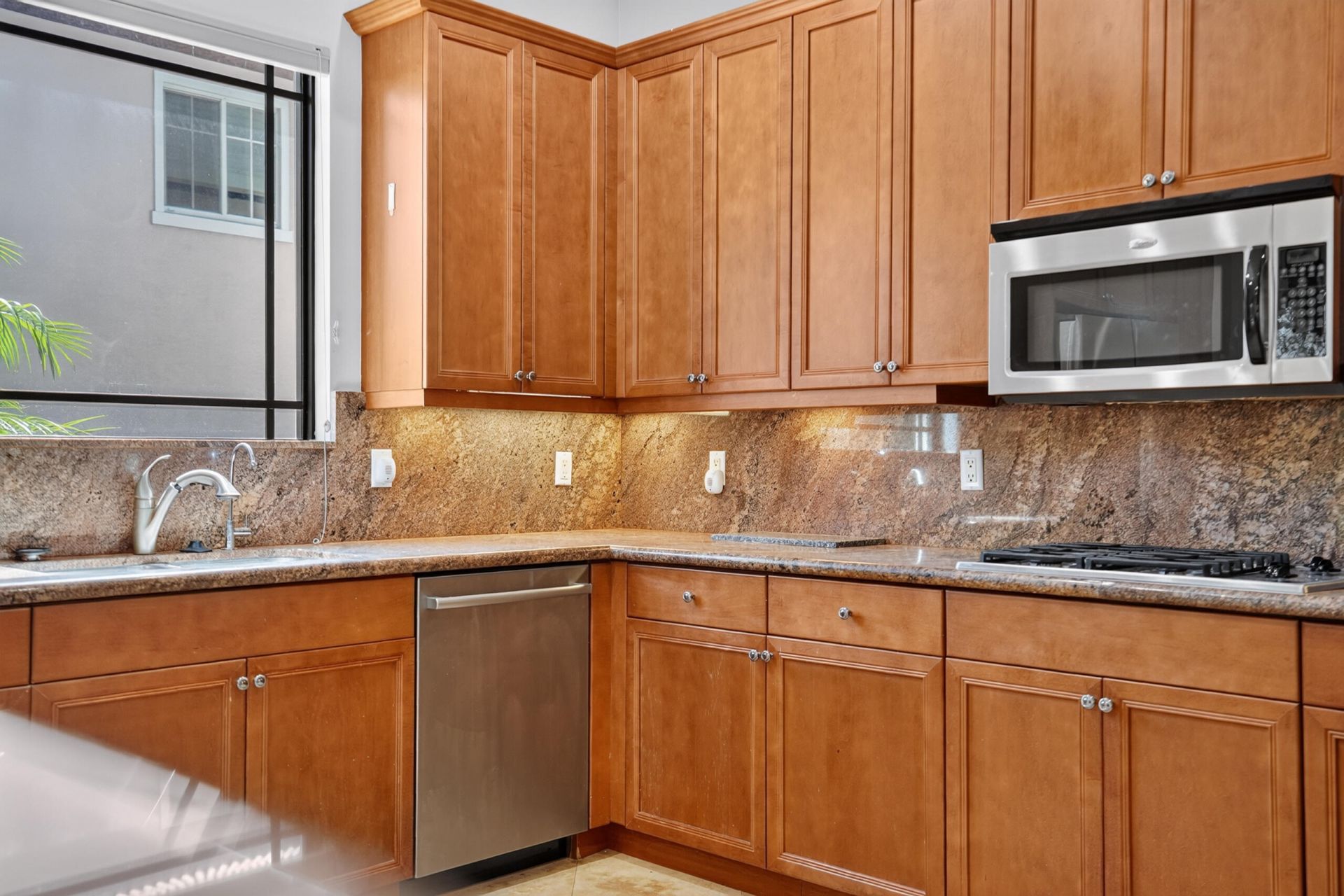 125 NW Gardener Street, Boca Raton, FL 33432 Photo