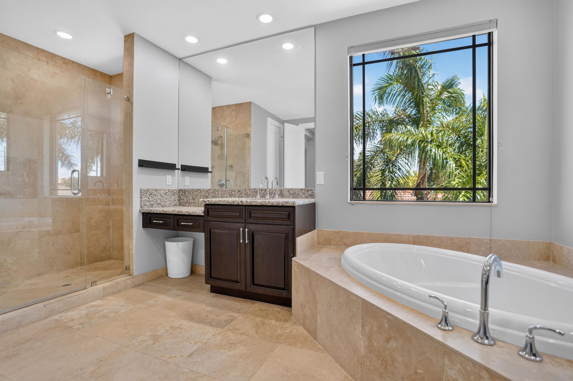 125 NW Gardener Street, Boca Raton, FL 33432 Photo