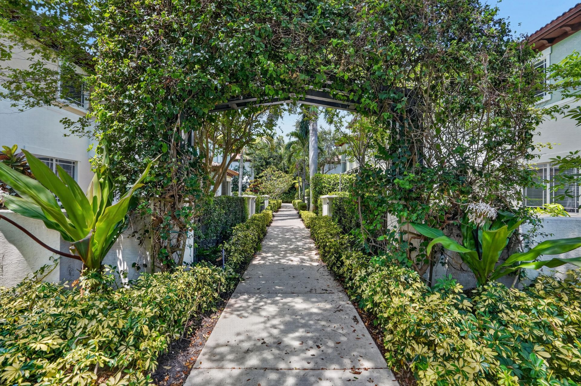 125 NW Gardener Street, Boca Raton, FL 33432 Photo