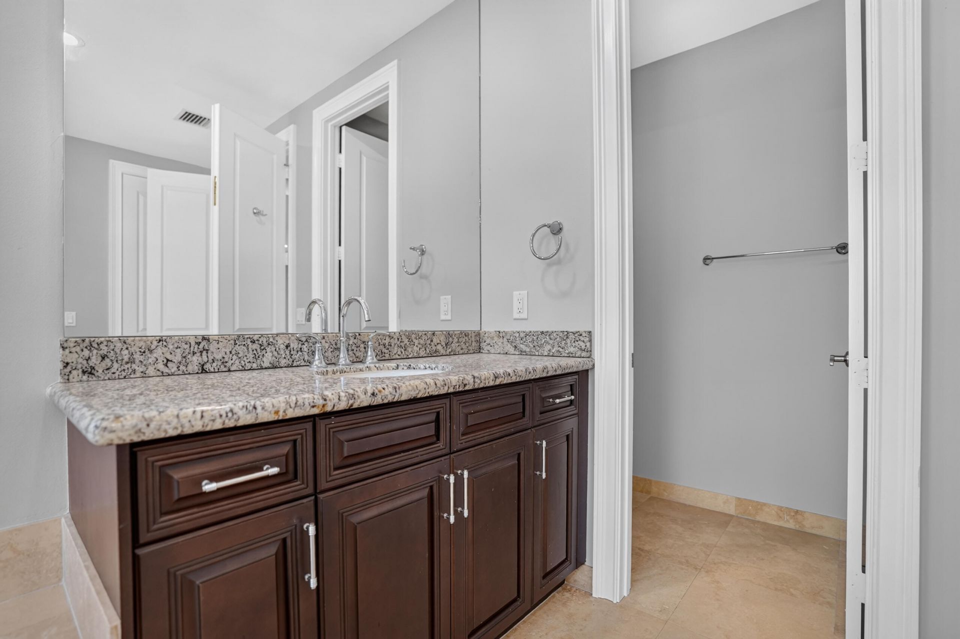 125 NW Gardener Street, Boca Raton, FL 33432 Photo