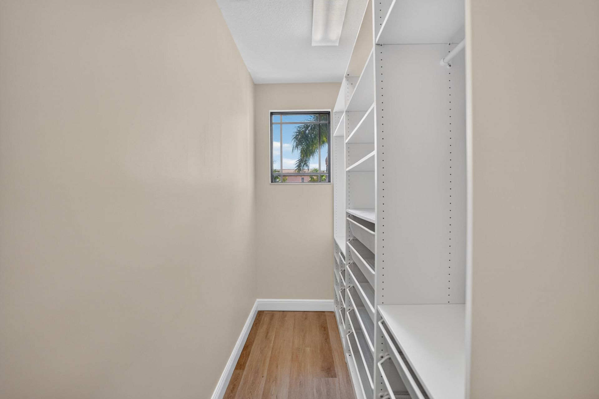 125 NW Gardener Street, Boca Raton, FL 33432 Photo
