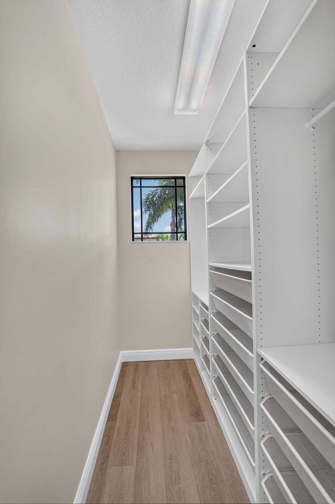 125 NW Gardener Street, Boca Raton, FL 33432 Photo