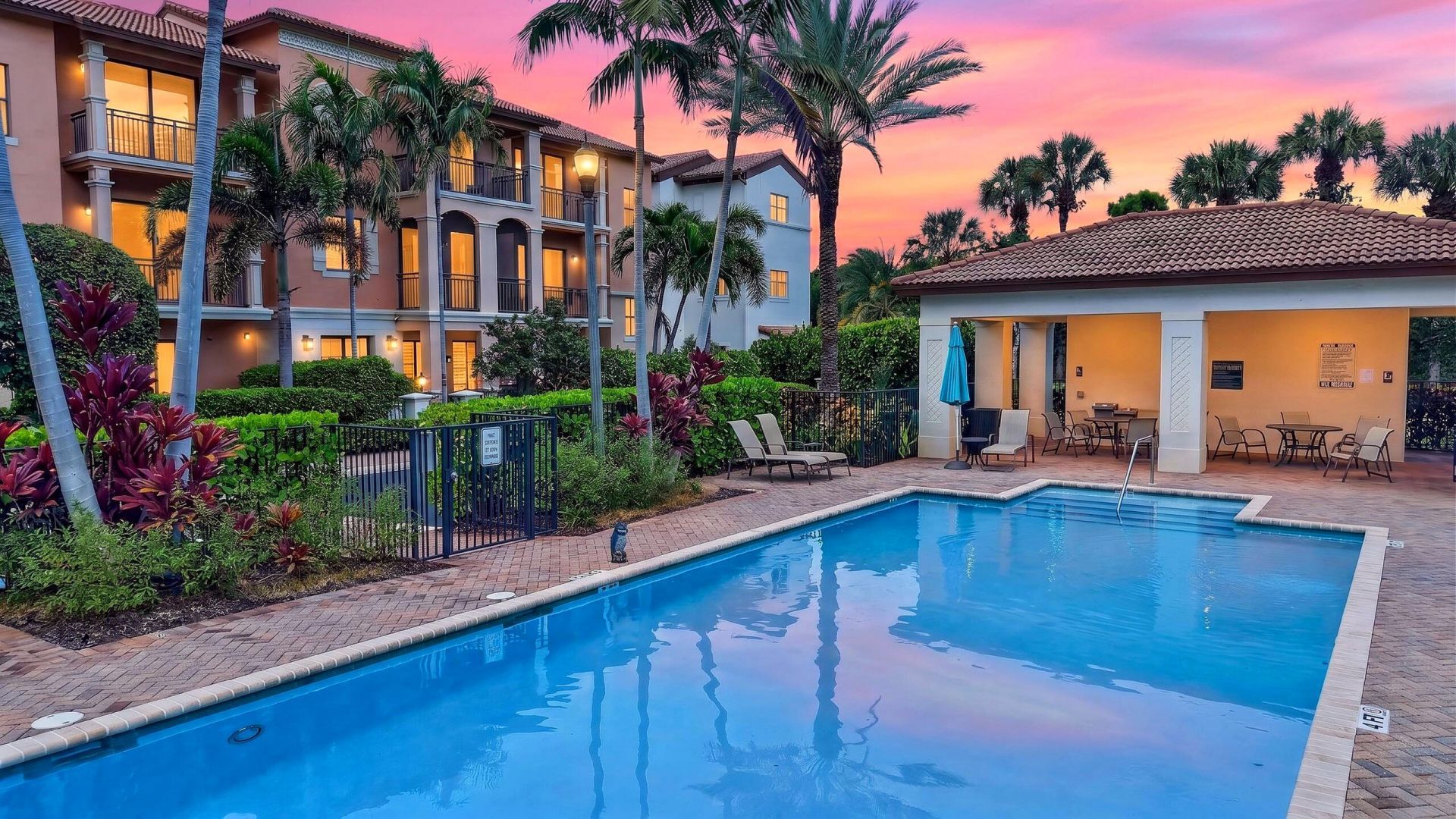 125 NW Gardener Street, Boca Raton, FL 33432 Photo