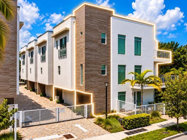 5 SE 11th Avenue, Fort Lauderdale, FL 33301