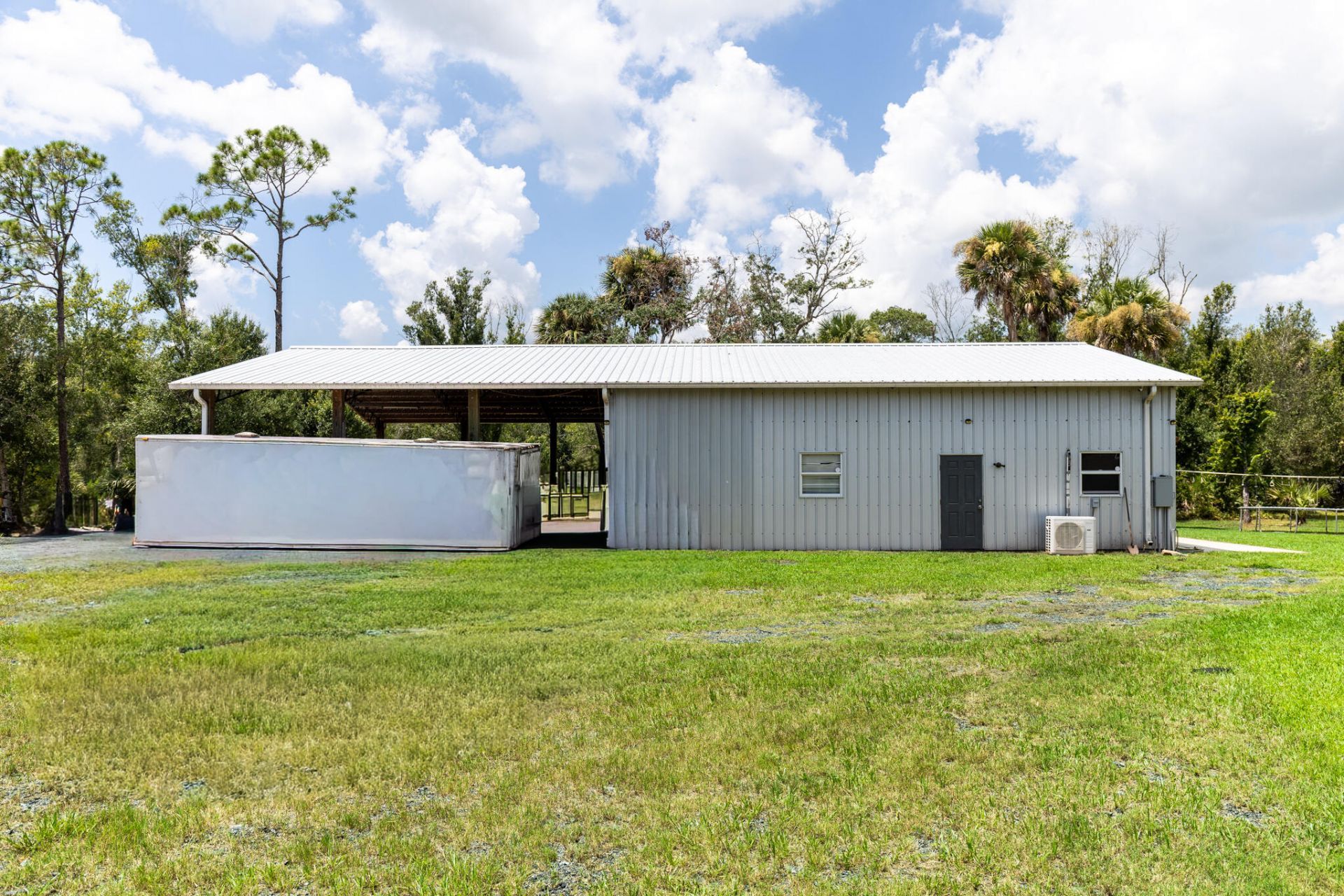 1112 NE 131st Lane, Okeechobee, FL 34972 Photo