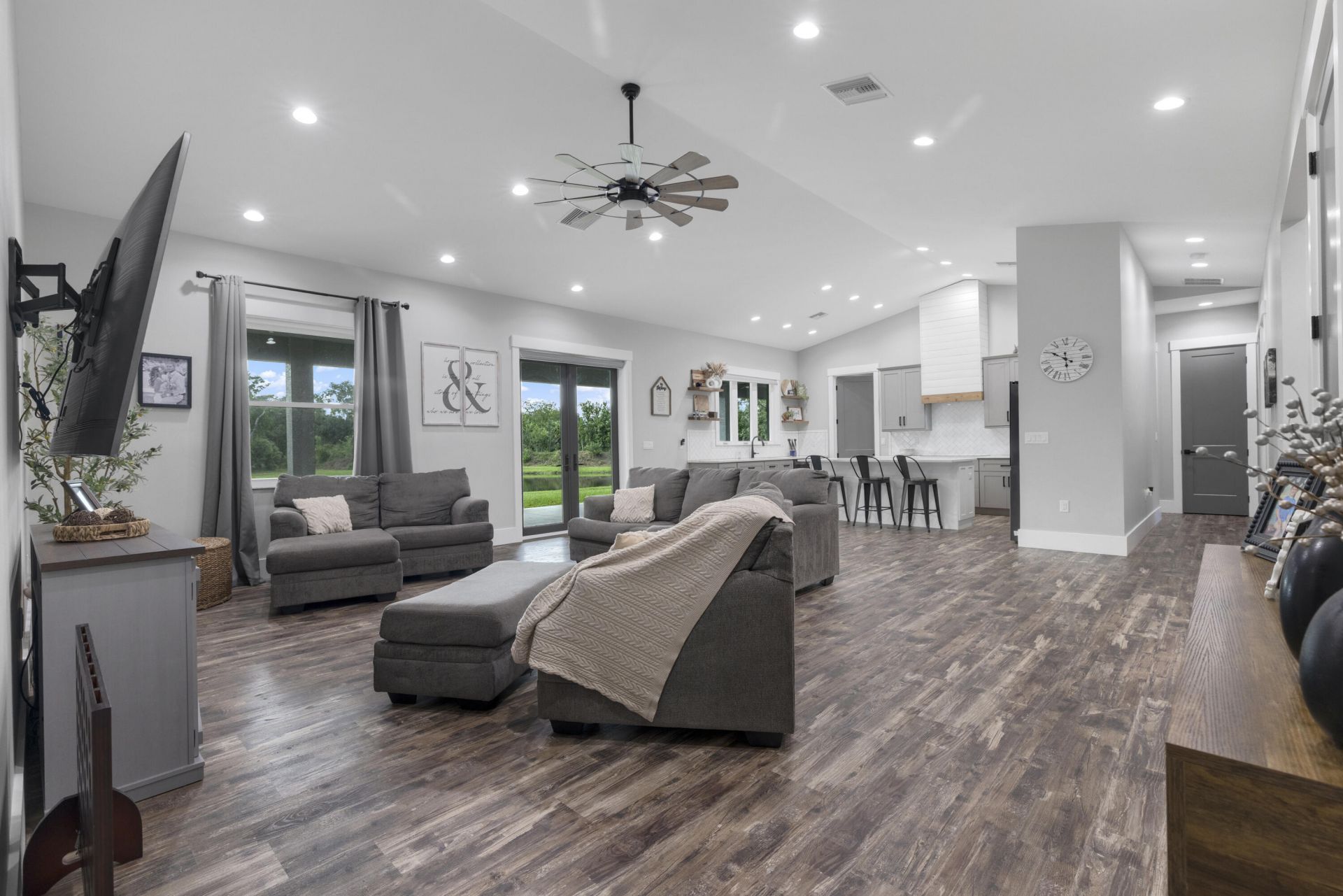 1112 NE 131st Lane, Okeechobee, FL 34972 Photo