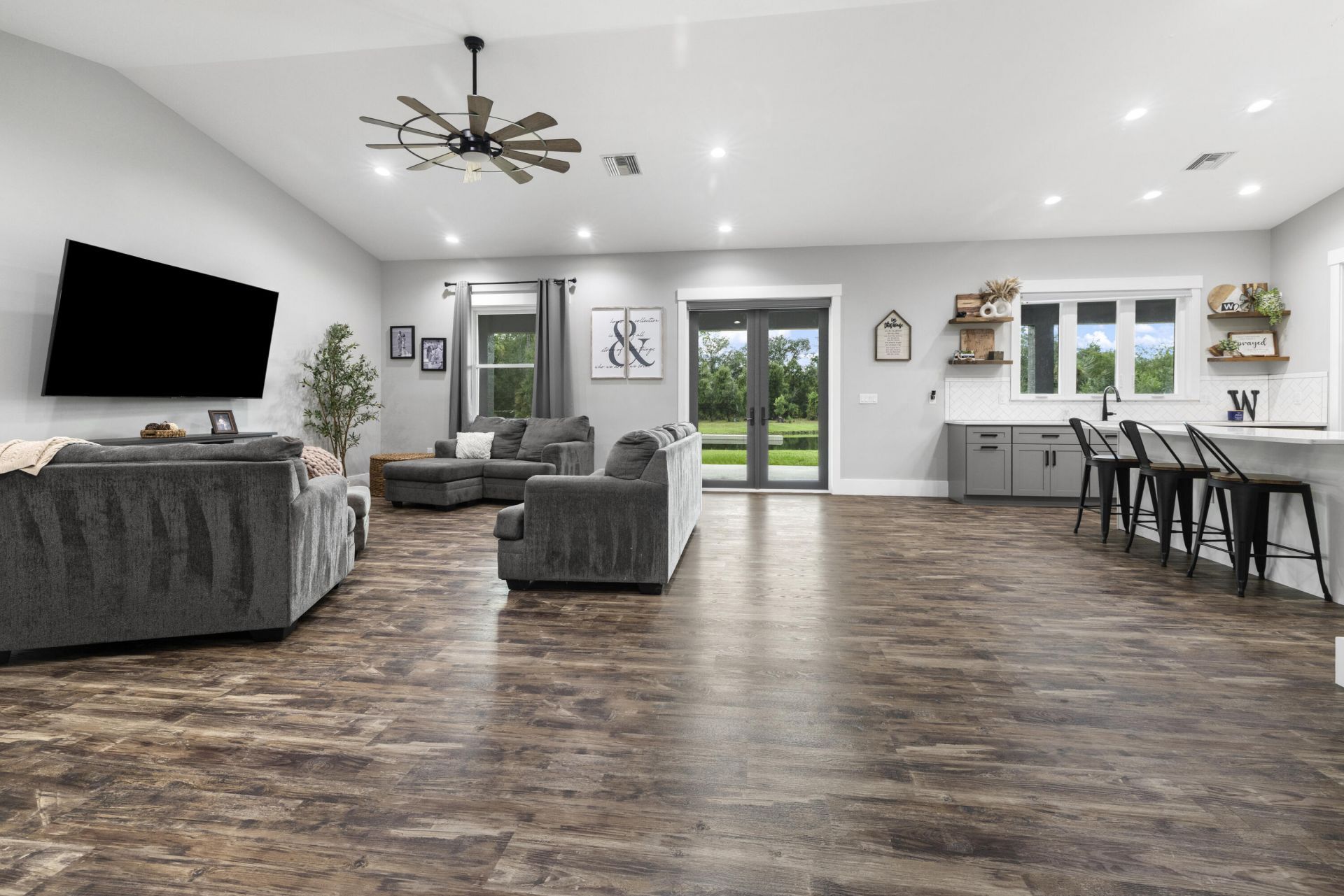 1112 NE 131st Lane, Okeechobee, FL 34972 Photo