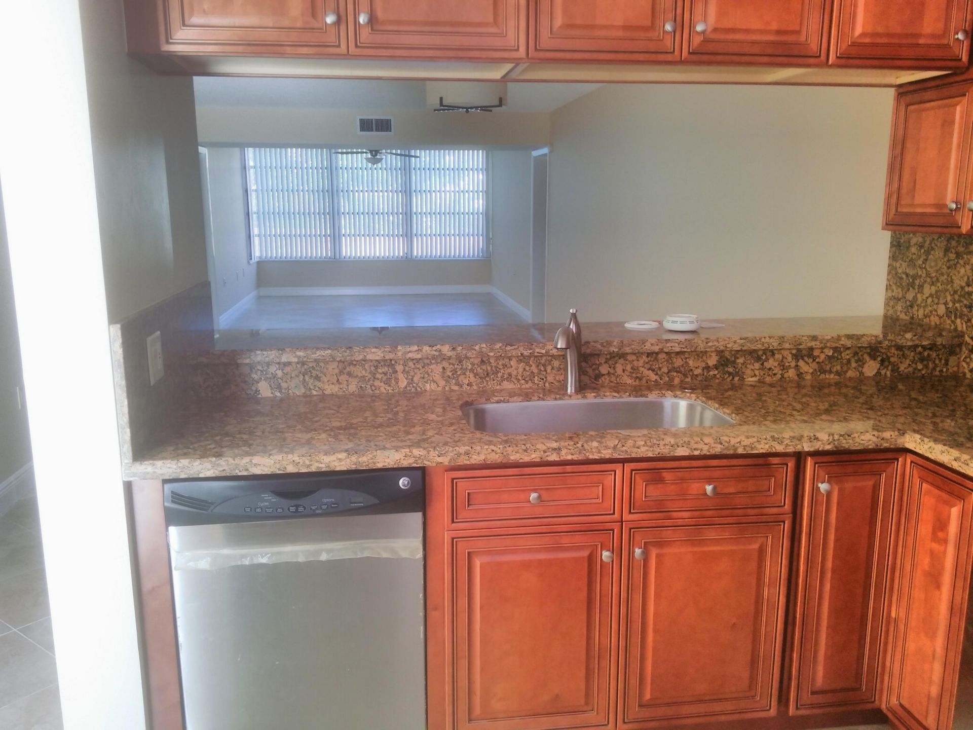 3710 Whitehall Drive, Unit 103, West Palm Beach, FL 33401 Photo