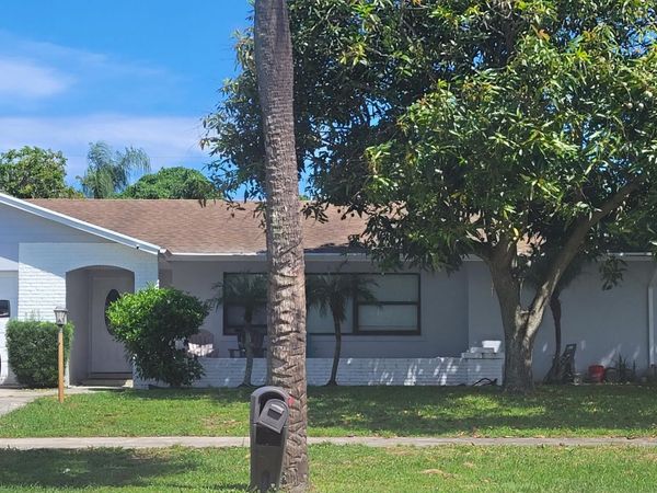 4010 N SHORE Drive, West Palm Beach, FL 33407