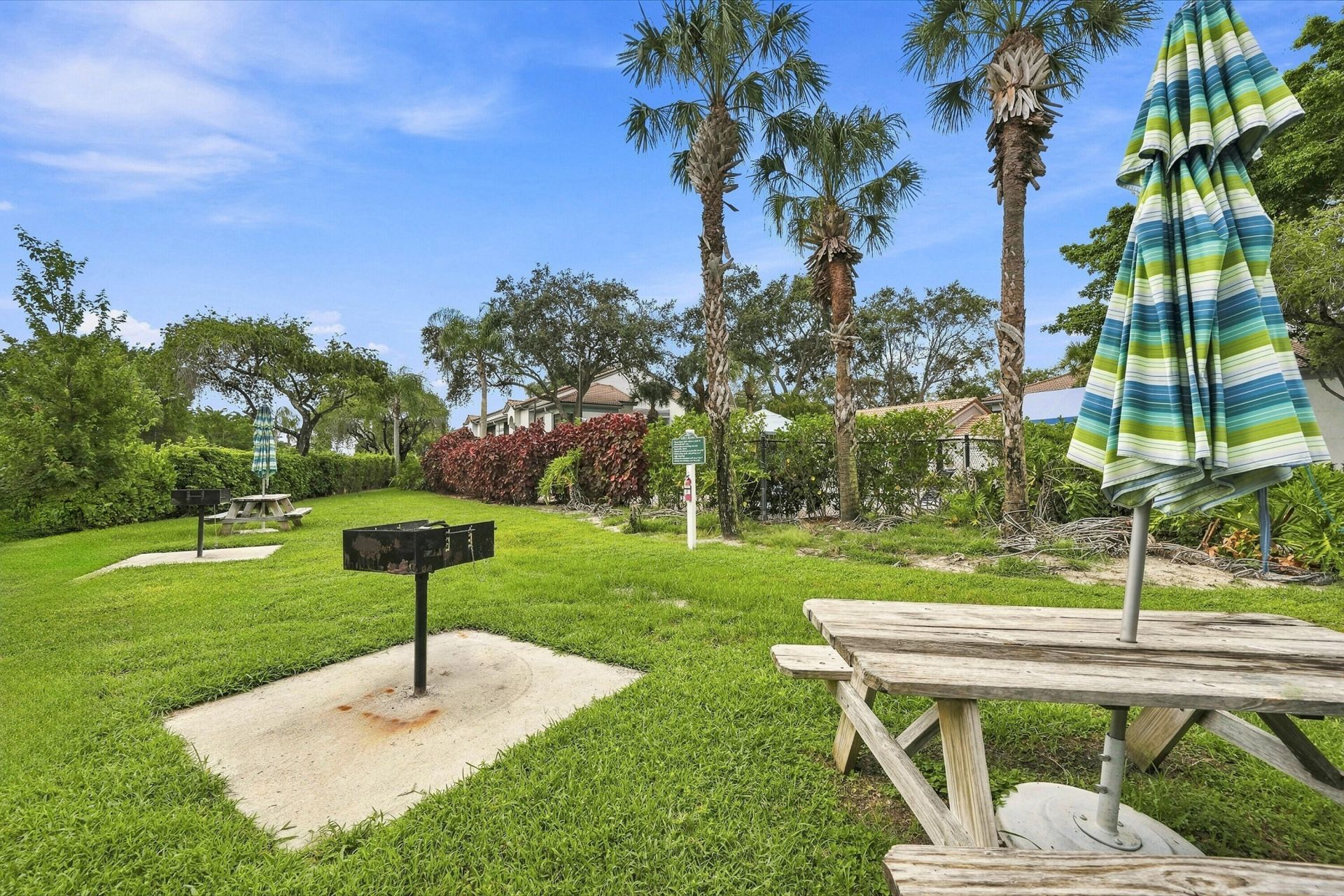 5450 Verona Drive, Unit H, Boynton Beach, FL 33437 Photo