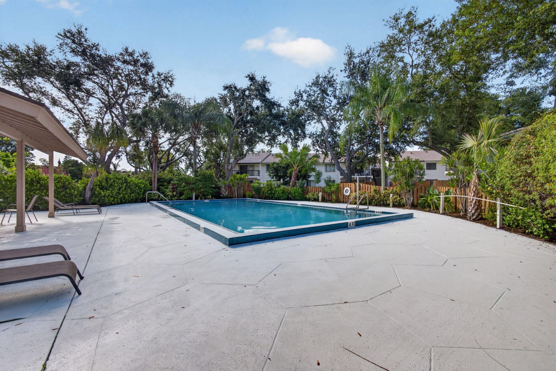 3404 Gardens E Drive, Unit 21B, Palm Beach Gardens, FL 33410 Photo