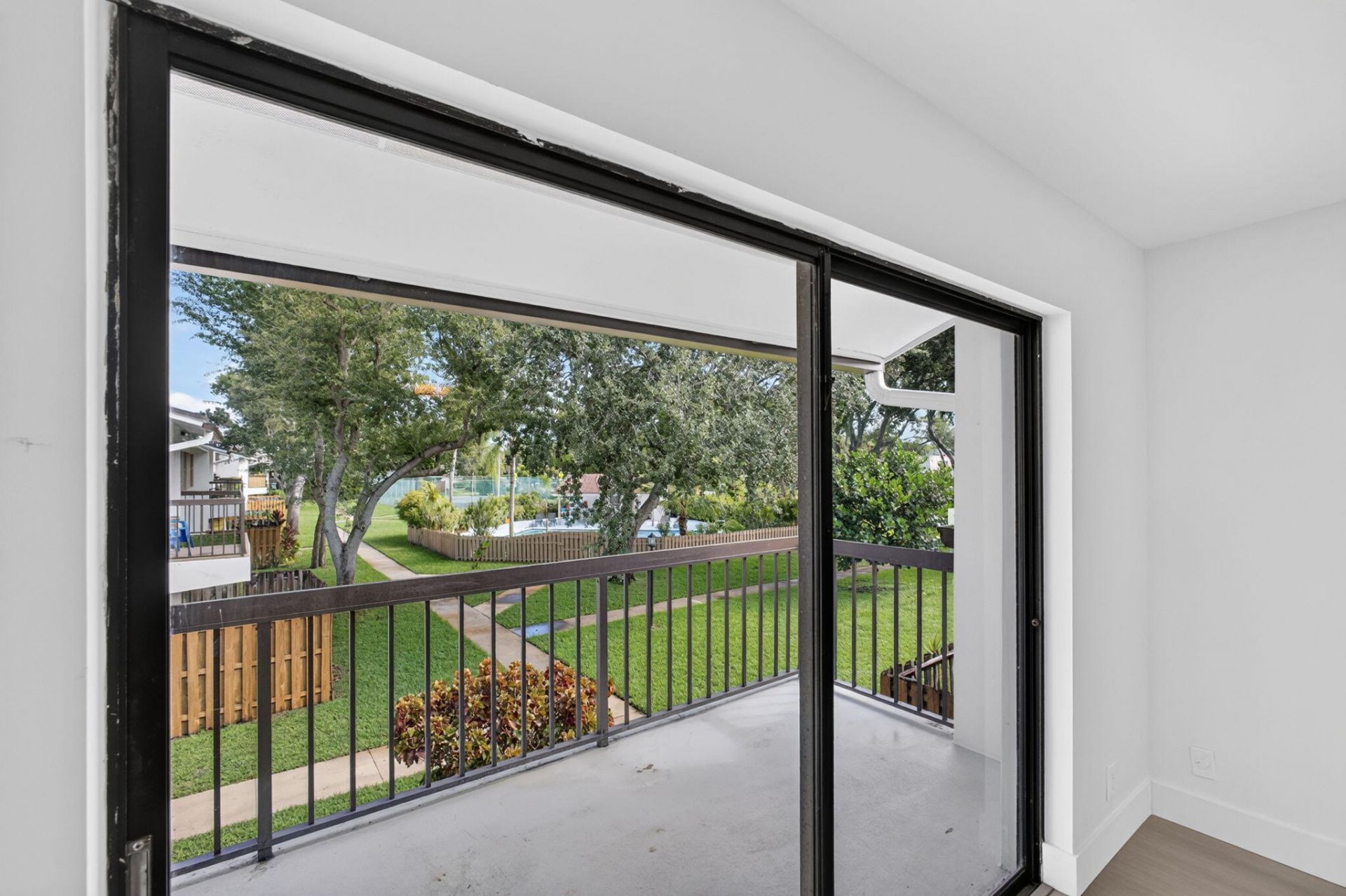 3404 Gardens E Drive, Unit 21B, Palm Beach Gardens, FL 33410 Photo