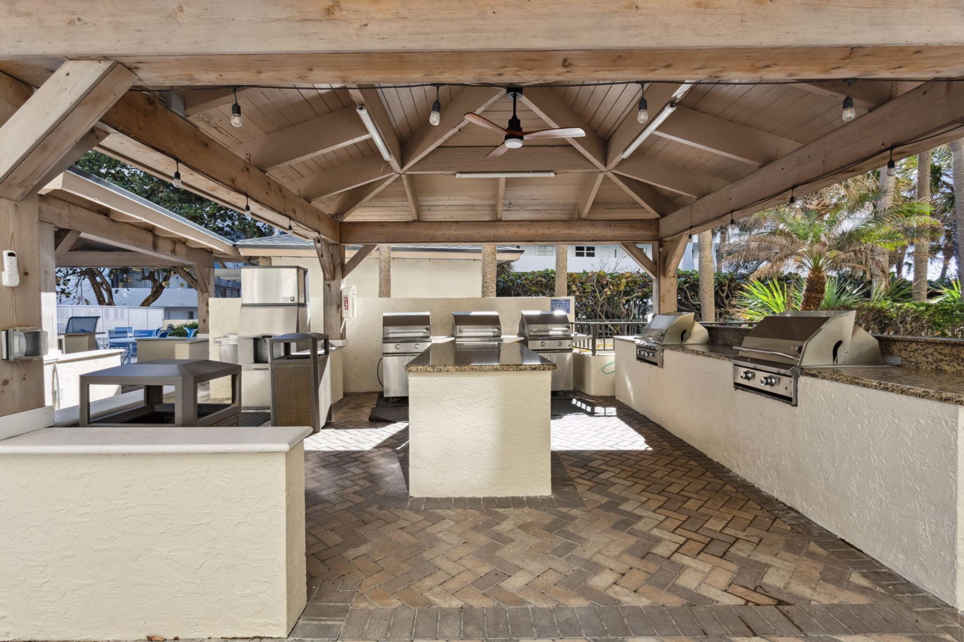 1800 S Ocean Boulevard, Unit 708, Lauderdale by the Sea, FL 33062 Photo