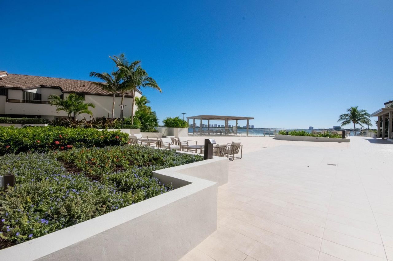 100 Lakeshore Drive, Unit 1453, North Palm Beach, FL 33408 Photo