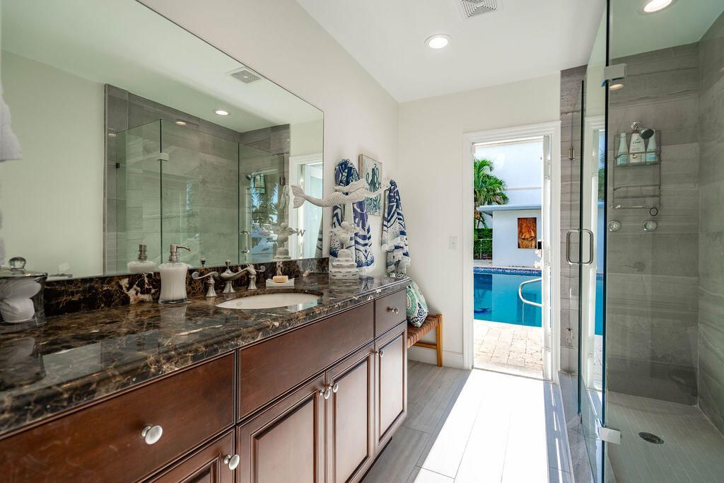 2401 NE 33rd Street, Lighthouse Point, FL 33064 Photo