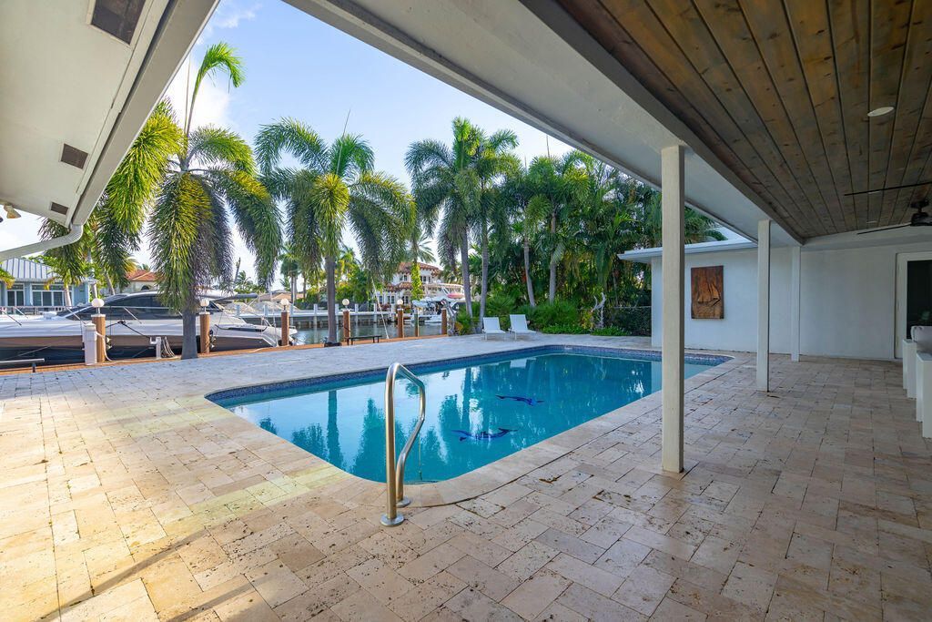 2401 NE 33rd Street, Lighthouse Point, FL 33064 Photo