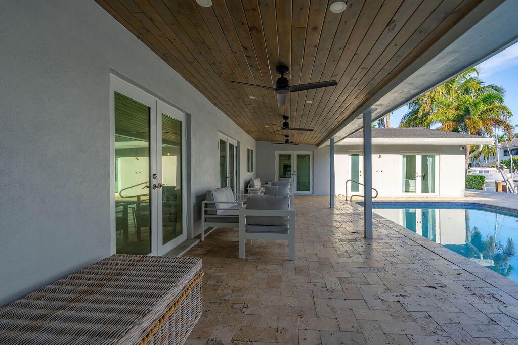 2401 NE 33rd Street, Lighthouse Point, FL 33064 Photo