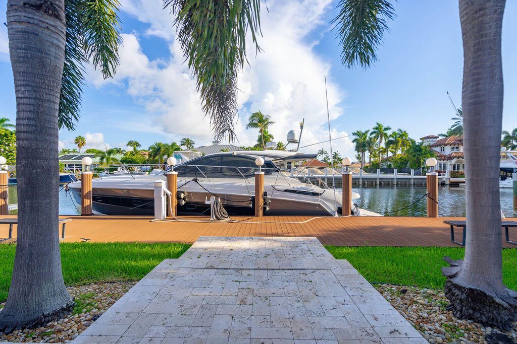 2401 NE 33rd Street, Lighthouse Point, FL 33064 Photo