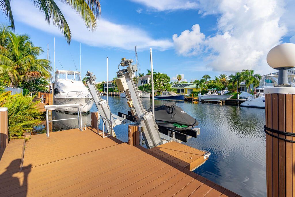 2401 NE 33rd Street, Lighthouse Point, FL 33064 Photo