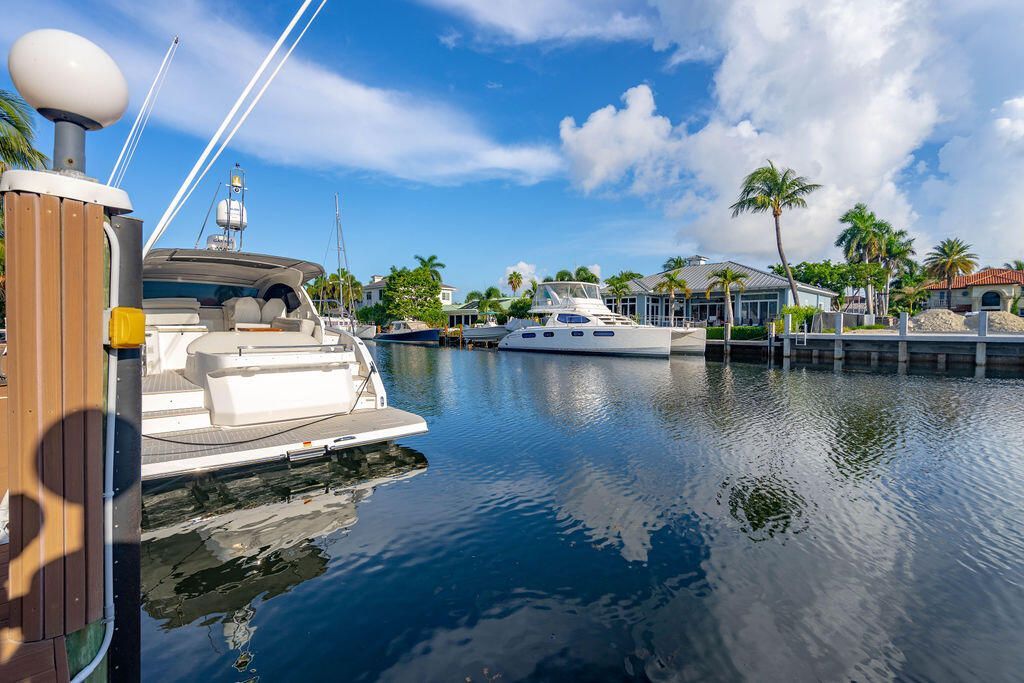 2401 NE 33rd Street, Lighthouse Point, FL 33064 Photo