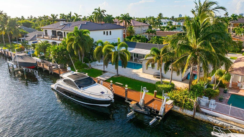 2401 NE 33rd Street, Lighthouse Point, FL 33064 Photo