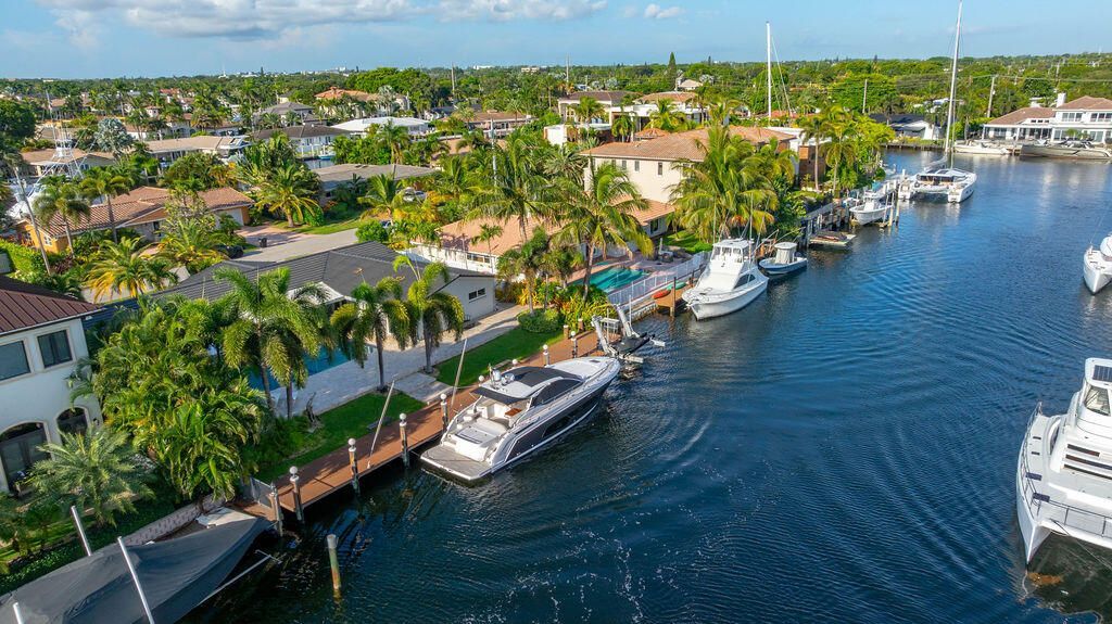 2401 NE 33rd Street, Lighthouse Point, FL 33064 Photo