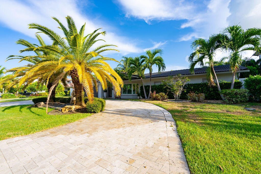 2401 NE 33rd Street, Lighthouse Point, FL 33064 Photo