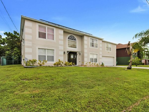 3917 SW BAMBERG Street, Port St. Lucie, FL 34953