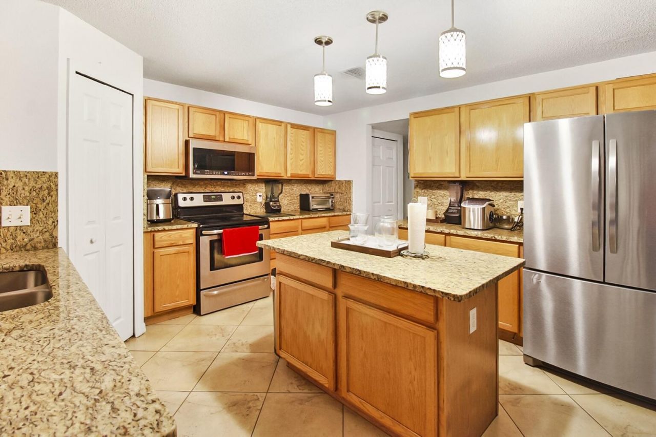 3917 SW Bamberg Street, Port Saint Lucie, FL 34953 Photo