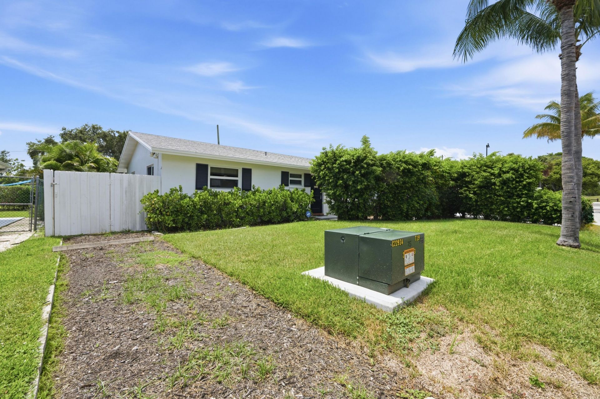 354 Edmor Road, West Palm Beach, FL 33405 Photo