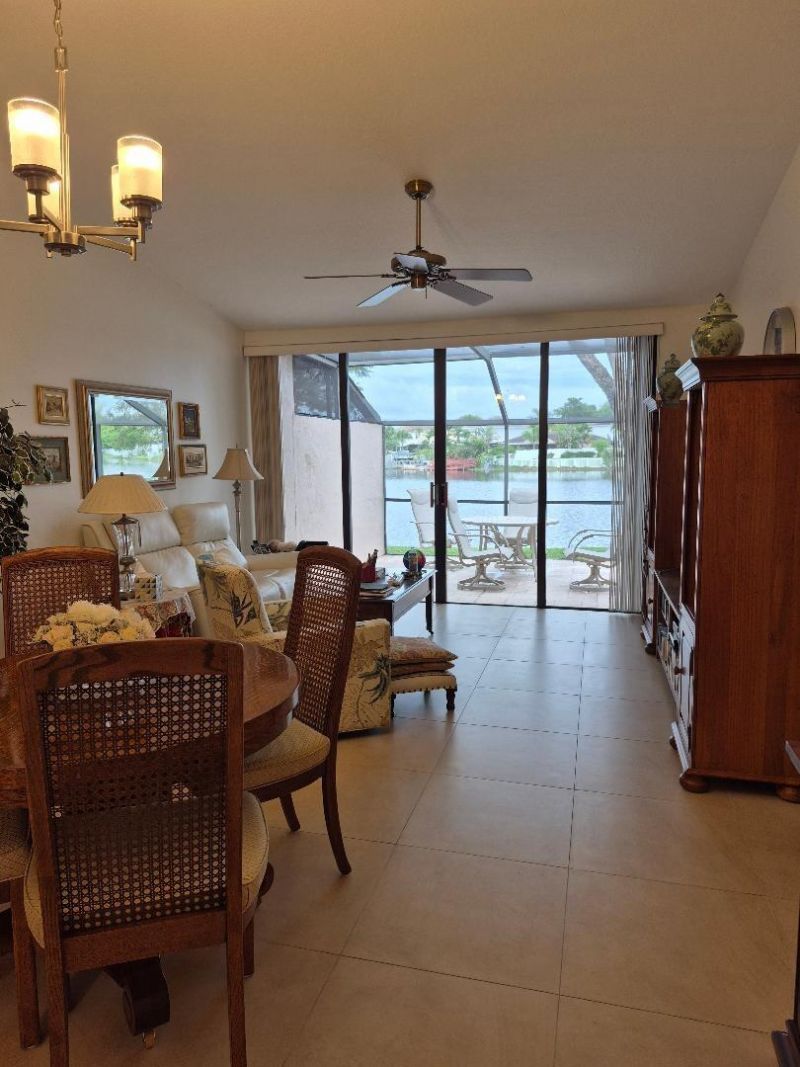 1273 NW 122nd Terrace, Pembroke Pines, FL 33026 Photo
