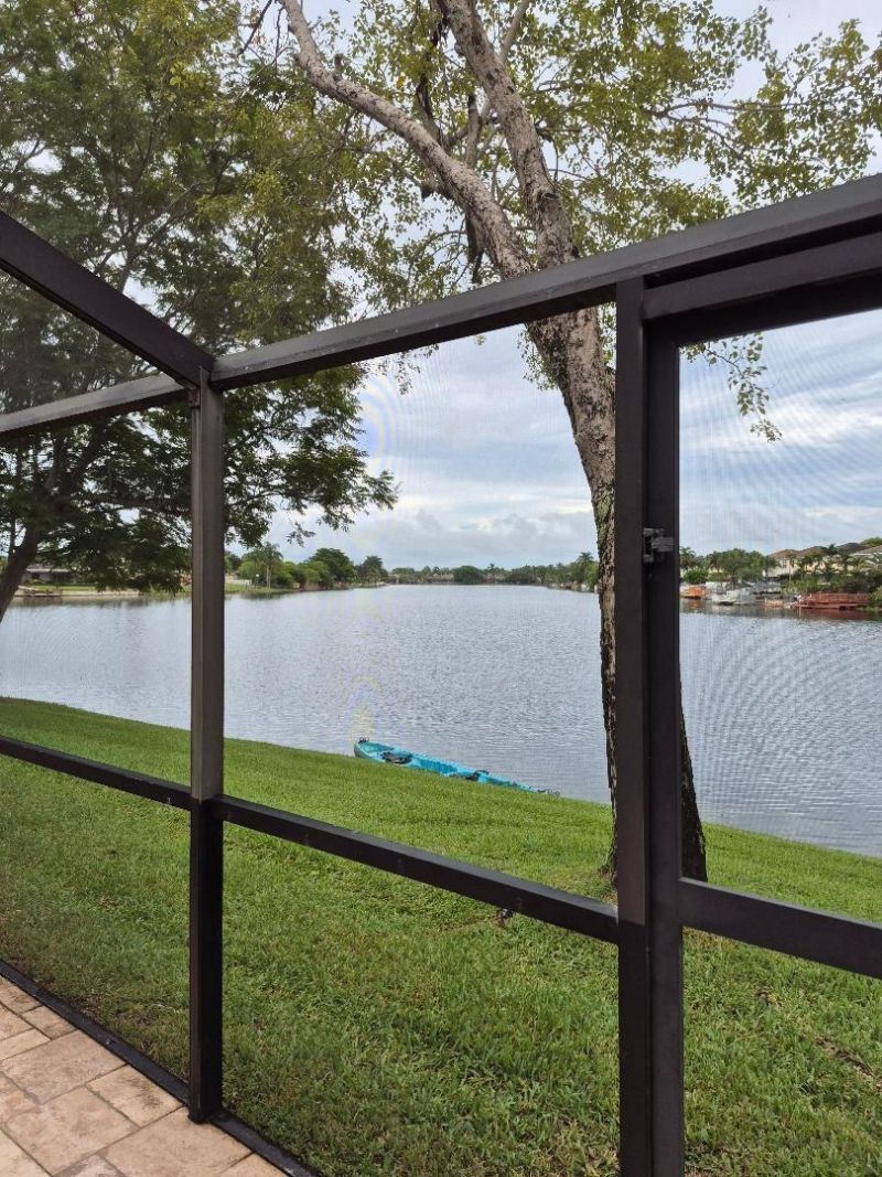1273 NW 122nd Terrace, Pembroke Pines, FL 33026 Photo