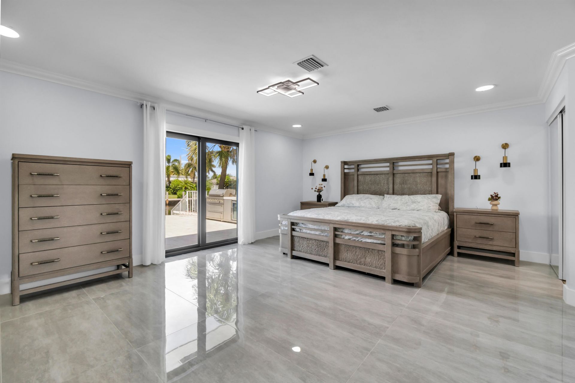 2121 NE 29th Street, Lighthouse Point, FL 33064 Photo