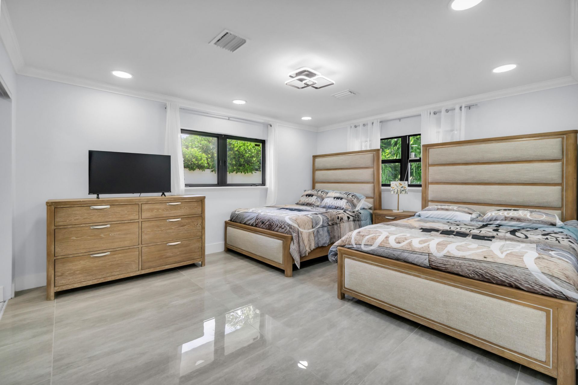 2121 NE 29th Street, Lighthouse Point, FL 33064 Photo