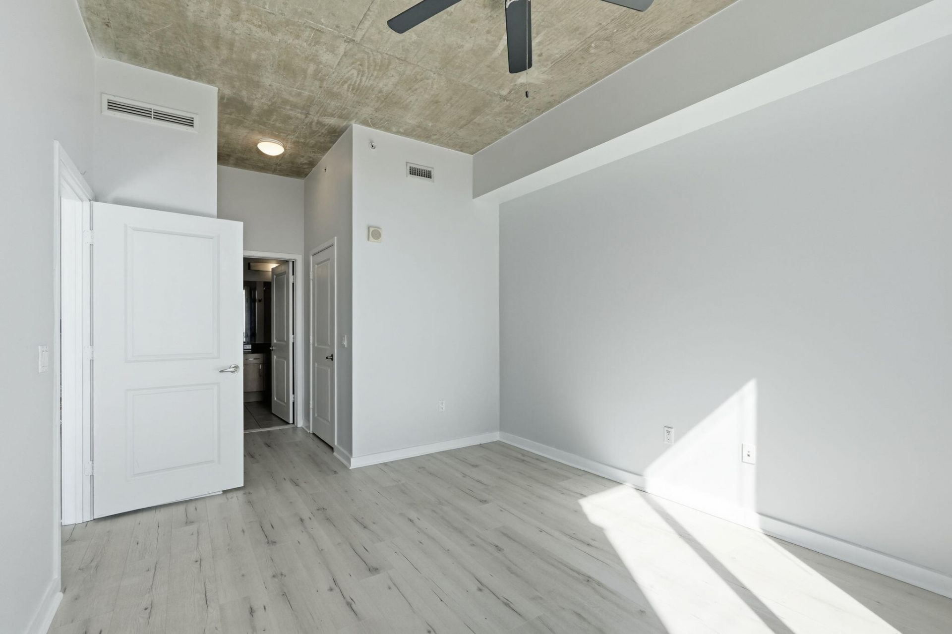 300 S Australian Avenue, Unit 1204, West Palm Beach, FL 33401 Photo
