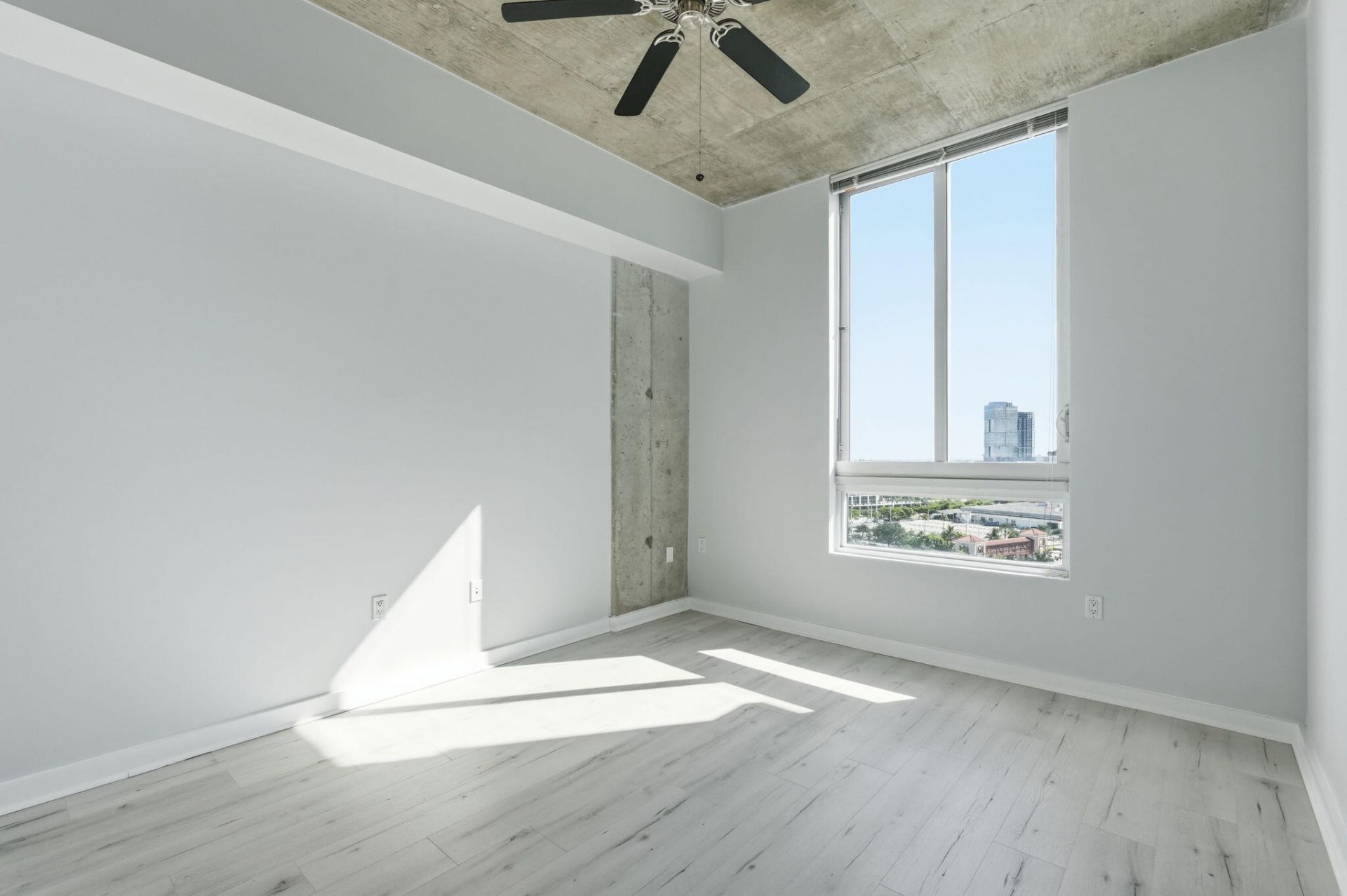 300 S Australian Avenue, Unit 1204, West Palm Beach, FL 33401 Photo