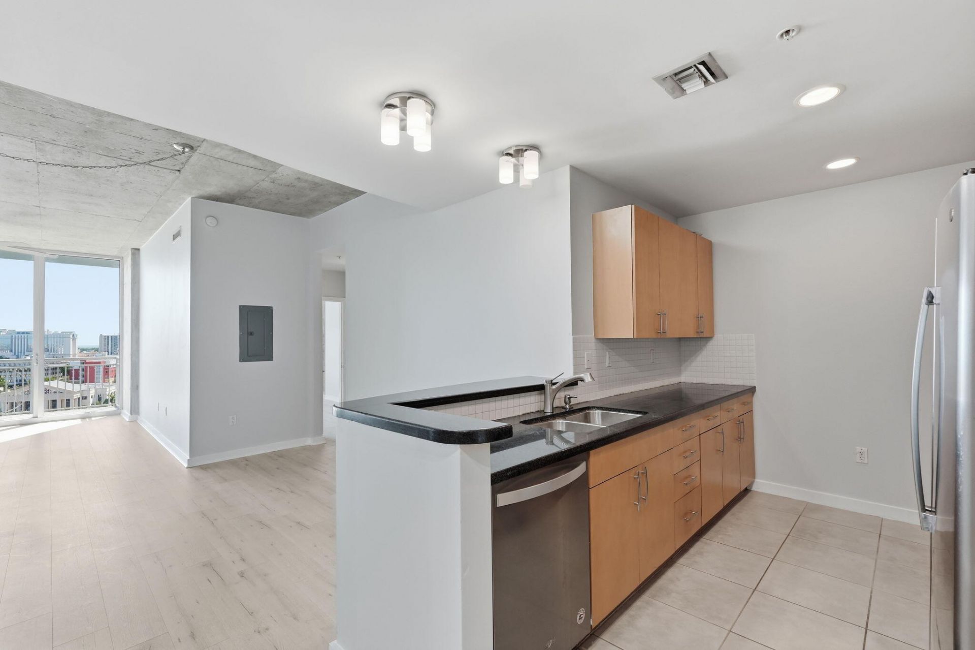 300 S Australian Avenue, Unit 1204, West Palm Beach, FL 33401 Photo