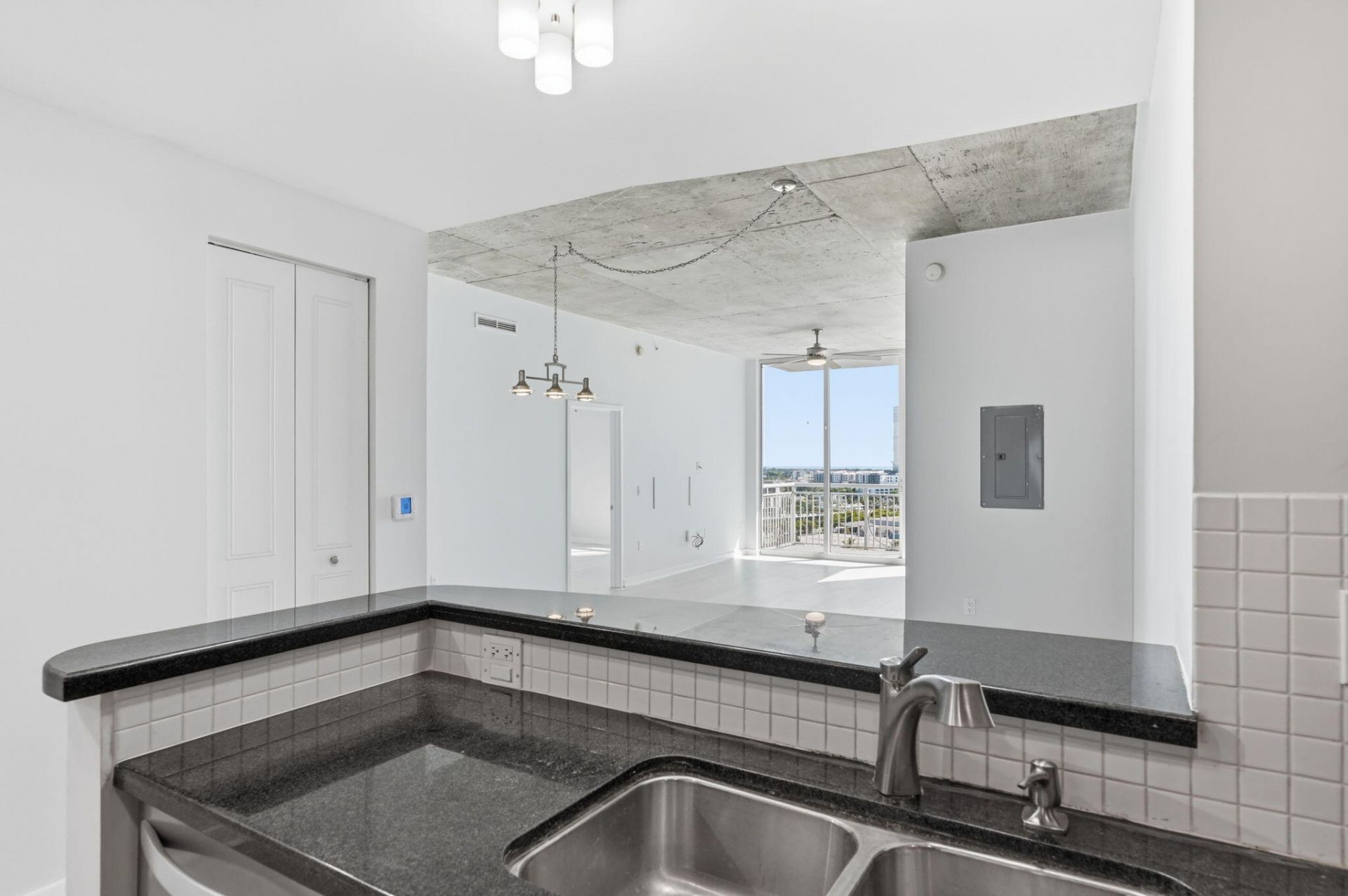 300 S Australian Avenue, Unit 1204, West Palm Beach, FL 33401 Photo