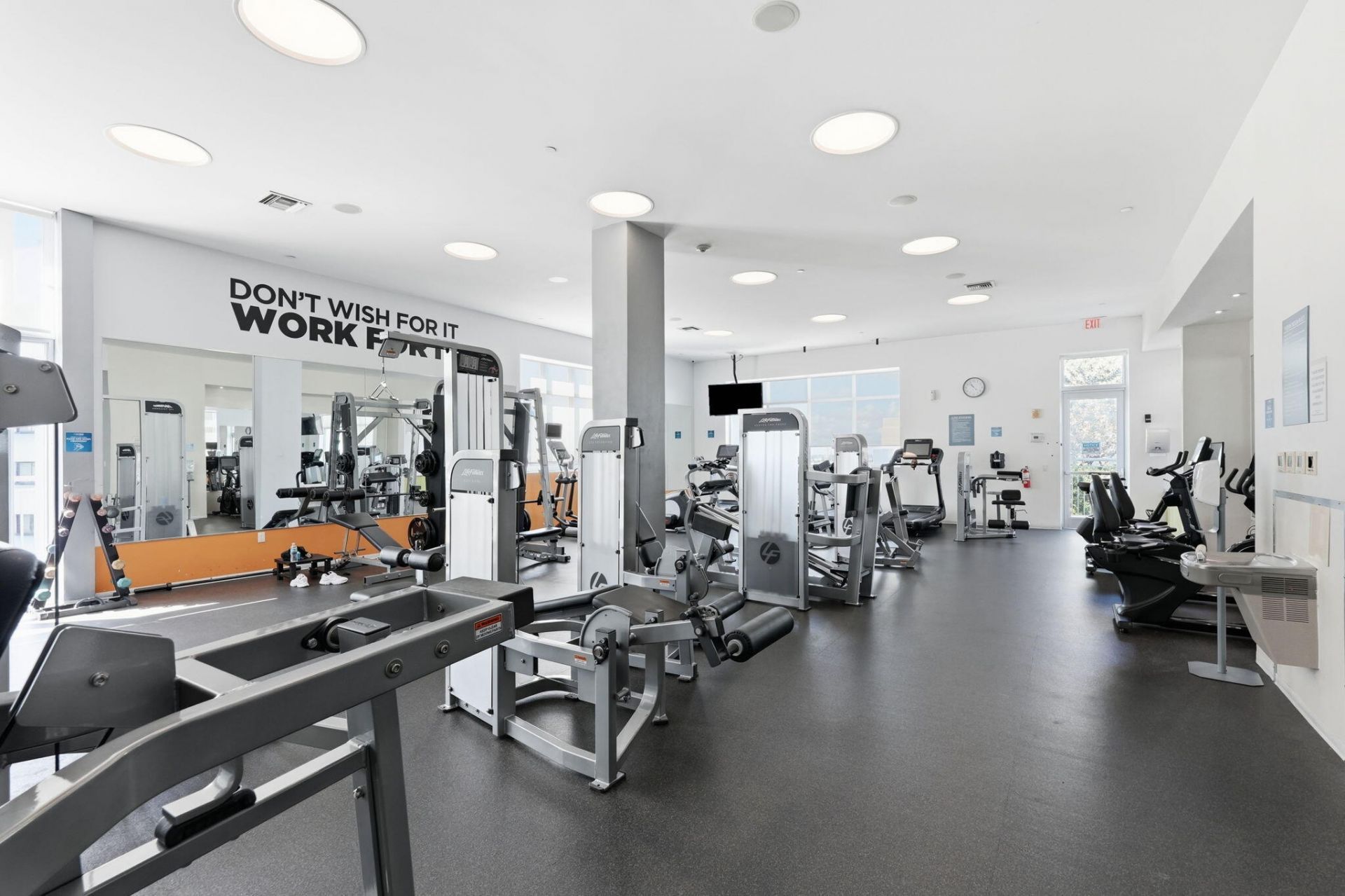 300 S Australian Avenue, Unit 1204, West Palm Beach, FL 33401 Photo