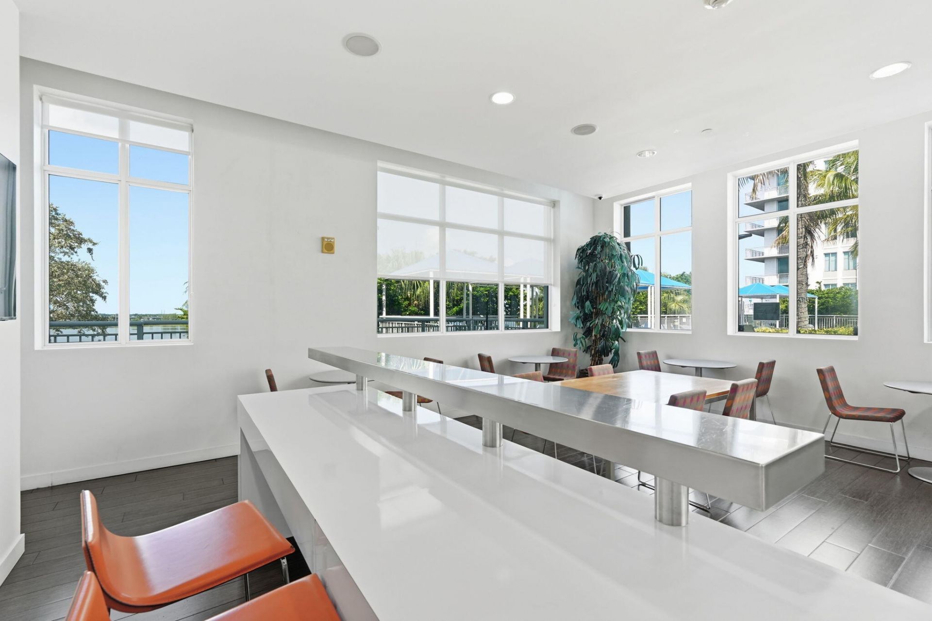 300 S Australian Avenue, Unit 1204, West Palm Beach, FL 33401 Photo